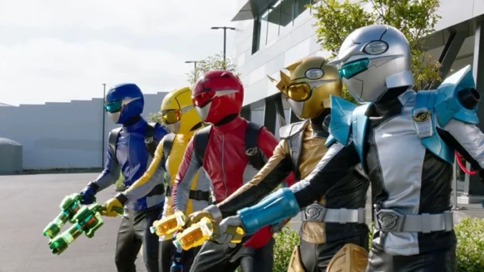 Buy and sell Power Rangers Beast Morphers movies cheap and complete (6)