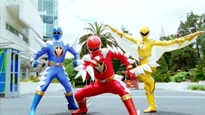 Buy and sell Power Rangers Dino Thunder movies cheap and complete (5)